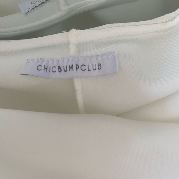 Body con Ruffle Dress - Picture 2 of 2